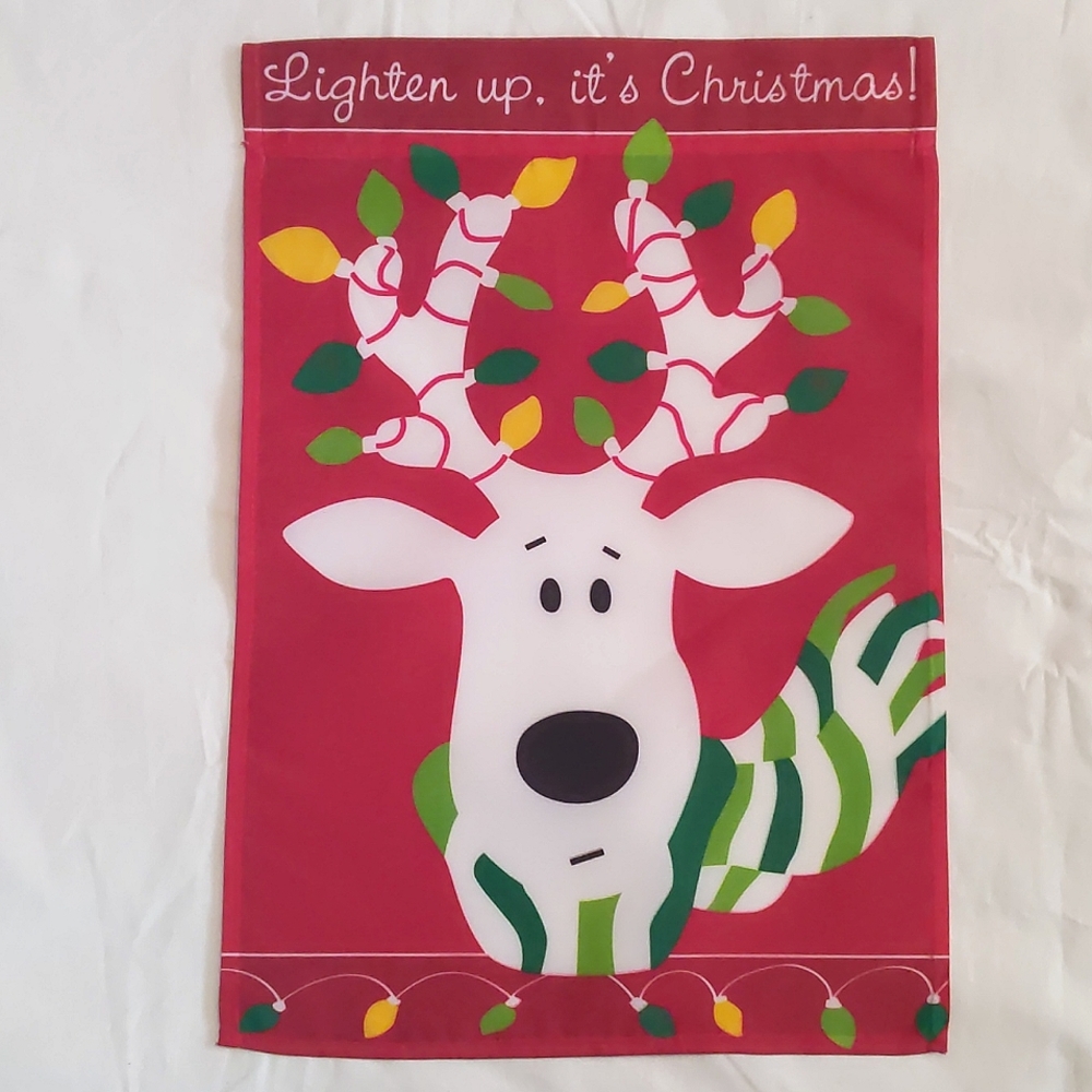 🆕 Garden Flag Christmas Reindeer & Lights / 12 x 18